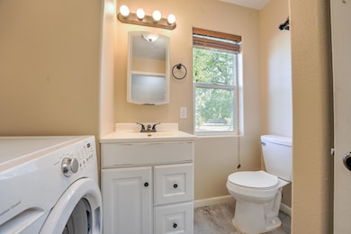 822 6th Ave NW, Minot, ND 58703 - photo 7