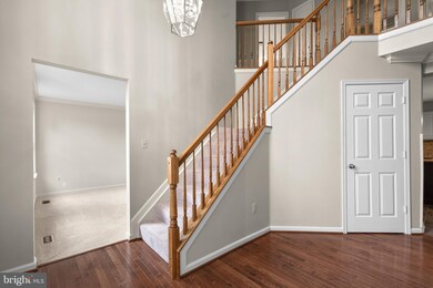 5782 Victor Dr, Sykesville, MD 21784 - photo 3