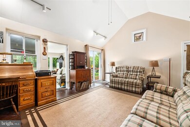 37 E Indian Ln, Norristown, PA 19403 - photo 6