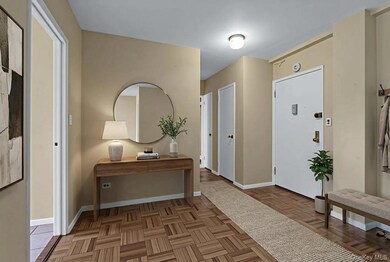 5500 Fieldston Rd unit 4II, Bronx, NY 10471 - photo 3