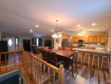 24200 Hillcrest Dr, Sterling, IL 61081 - photo 5