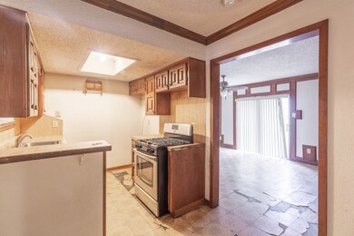 1407 Tarberry Rd, Houston, TX 77088 - photo 4