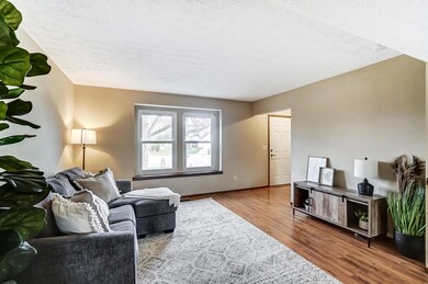 861 Chesterview Ct, Galloway, OH 43119 - photo 4