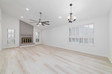 10707 Coralstone Rd, Houston, TX 77086 - photo 5