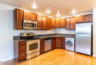 871 W Beaver Creek Blvd #A2-4
