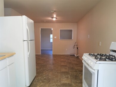 111 7th St, Rosenberg, TX 77471 - photo 3