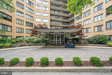 Essex unit 204, Washington, DC 20008 - photo 2