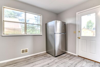 204 Wilton Ave unit A, Middlesex, NJ 08846 - photo 4