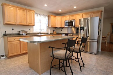 35 Columbus Ave, Saugus, MA 01906 - photo 2