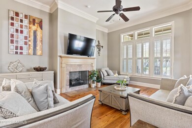 302 Grand Pointe -4