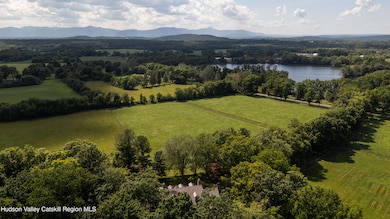 2_33-Scott-Rd-Hudson-NY-3