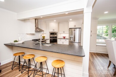 530 Holland Dr, Statesville, NC 28677 - photo 7