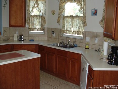 3311 Roan Valley, San Antonio, TX 78259 - photo 6