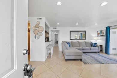 2083 Lakeridge Cir unit 104, Chula Vista, CA 91913 - photo 3