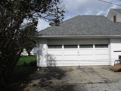 488 S High St, Roanoke, IN 46783 - photo 3