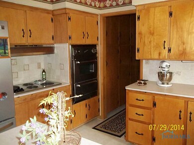 6195 N Martin Williston Rd, Curtice, OH 43412 - photo 6