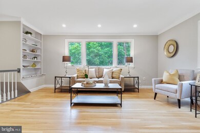 11412 Soward Dr, Kensington, MD 20895 - photo 4