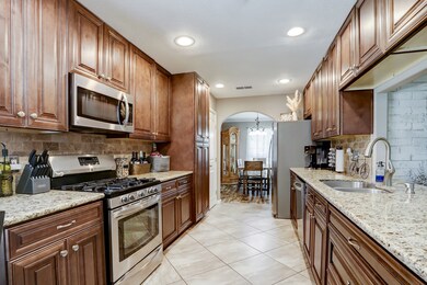 9239 Landwood Dr, Houston, TX 77040 - photo 4