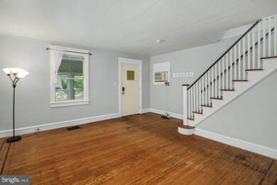 117 Edison Ave, Collingswood, NJ 08108 - photo 2