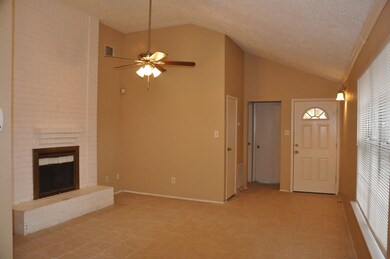 10046 Ridgecoral Dr, Houston, TX 77038 - photo 7