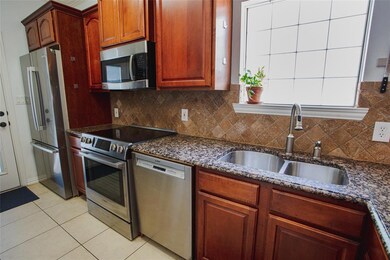 133 Corinna Ct, Hurst, TX 76053 - photo 7