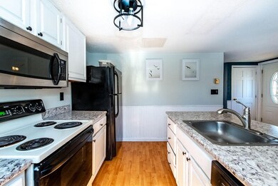 1312 Piscassic St unit L, Newmarket, NH 03857 - photo 5