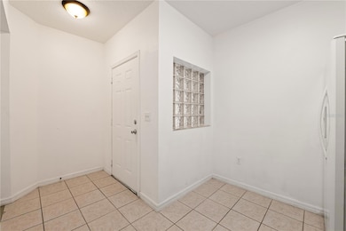 6434 Cypressdale Dr unit 102, Riverview, FL 33578 - photo 5