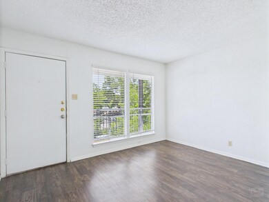 2808 Whitis Ave unit C303, Austin, TX 78705 - photo 2
