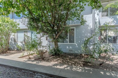 2000 Brookhurst St unit 22, Medford, OR 97504 - photo 4