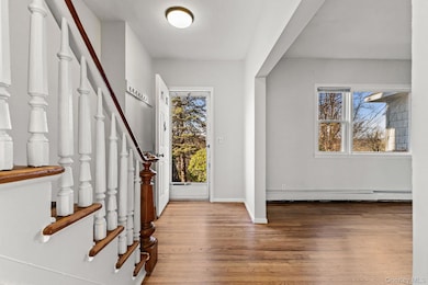 45 Pamela Ln, Valhalla, NY 10595 - photo 2