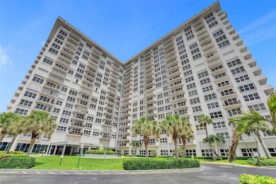 Parliament House unit 623, Pompano Beach, FL 33062 - photo 2