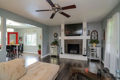 399 Kentucky Ct, Mount Washington, KY 40047 - photo 6