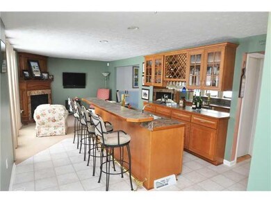 Living Room With Wet Bar
