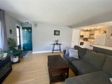 9 Swiftwater Dr unit 8, Allenstown, NH 03275 - photo 5