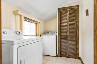 202 Holly Ln, Portsmouth, NH 03801 - photo 6