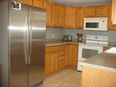 Fully applianced kitchen includes...