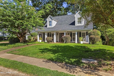 4-web-or-mls-1018 Newland St-3