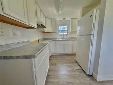 4123 Hollis Ave, Port Charlotte, FL 33953 - photo 6