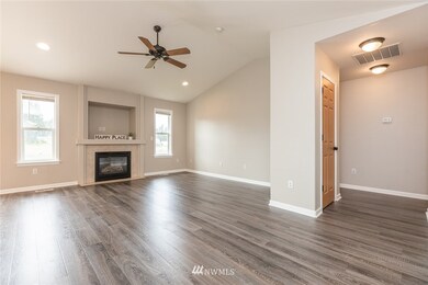 10713 Umtanum St SE, Yelm, WA 98597 - photo 5