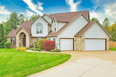 23184 Karington Ct, Elkhart, IN 46516 - photo 2