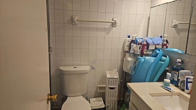 57-12 164th St, Flushing, NY 11365 - photo 5