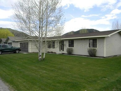 Johnson House Listing 007