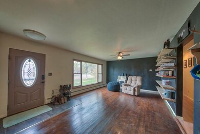 618 Montana Ave, Basin, WY 82410 - photo 6