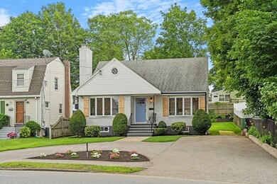 656 Trapelo Rd, Waltham, MA 02452 - photo 3