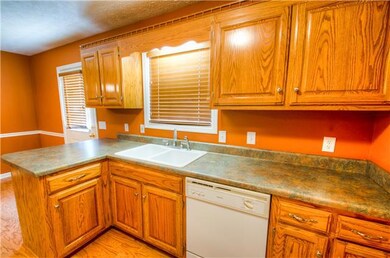 229 Whitaker Rd, Shelbyville, TN 37160 - photo 6