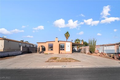 4790 Fuentes Way, Las Vegas, NV 89121 - photo 2