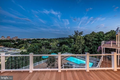 1701 S Arlington Ridge Rd, Arlington, VA 22202 - photo 4