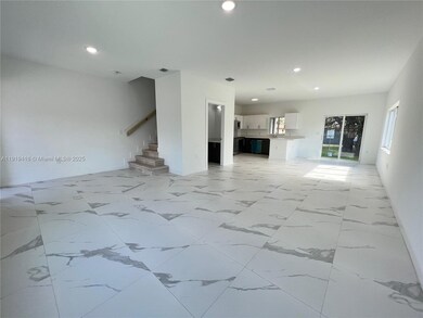 436 NW 14th Way, Fort Lauderdale, FL 33311 - photo 3