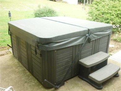 Swimming Pool/Hot Tub/Sauna.