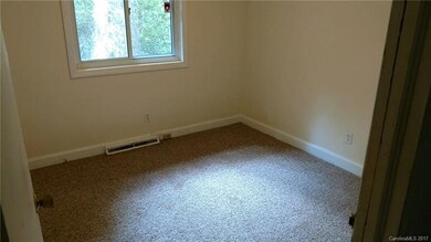 630 Oakdale Dr, Statesville, NC 28677 - photo 6